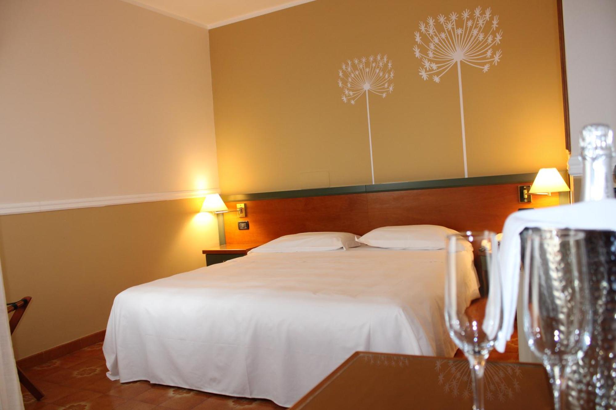 Domus Grand Hotel Rende Dış mekan fotoğraf